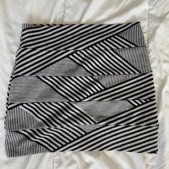 Windsor Striped Mini Skirt - Picture 2 of 3